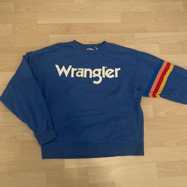 Wrangler sweater
