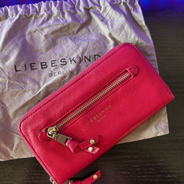 Leder-Portemonnaie mit Reissverschluss Liebeskind Berlin pink