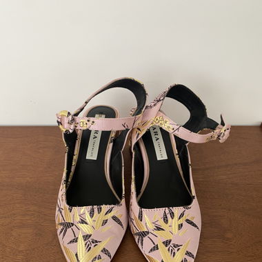 Escarpins pointus en tissu, 38