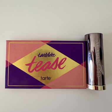 Lidschattenpalette Tartelette & RÀL Urban Decay
