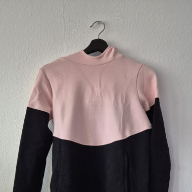 Pull a capuche de sport 