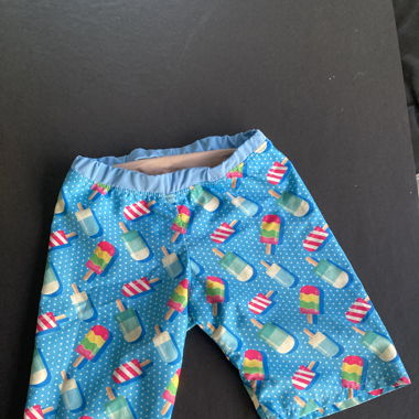 Maillot de bain enfant, taille 98/104