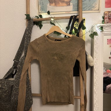 Top a coste Lee Pull&Bear beige manica lunga