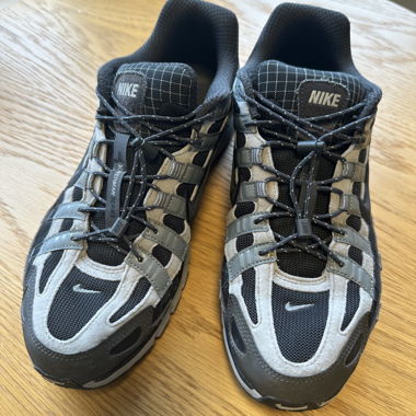 Nike Sneakers 