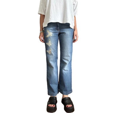 Jeans vintage con farfalla