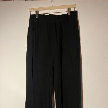 schwarze Stoffhose
