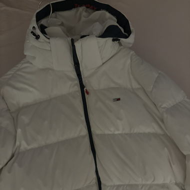 Weisse Winter Jacke 