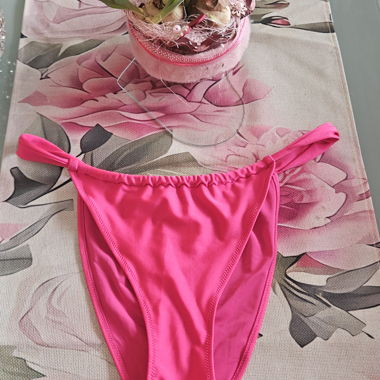 Slip de bikini rose H&M taille EUR 42 neuf