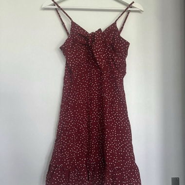 Robe d'été rouge jamais portée taille S