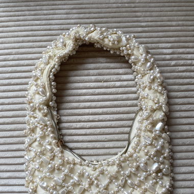 Perlentasche