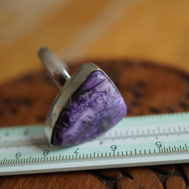 Bague en Charoït taille réglable uni pierre véritable