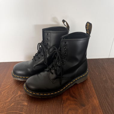 Dr. Martens 1460 smooth-leather Boots