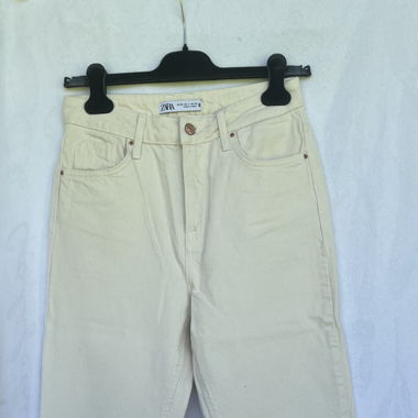 Jeans Creme ,,Zara‘‘