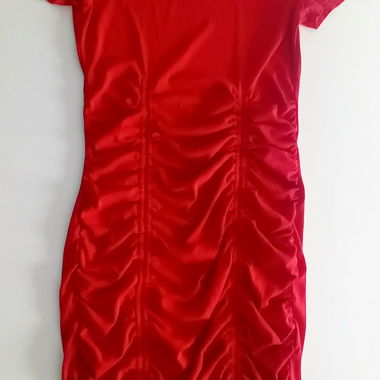 Enges rotes Kleid H&M DIVIDED, Grösse EUR M