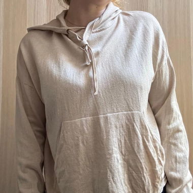 Petit pull à capuche 