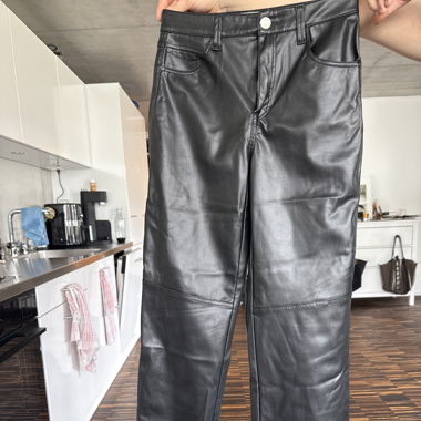 Bershka Lederhose