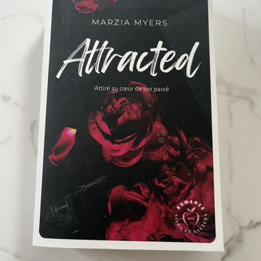 Libro Attracted