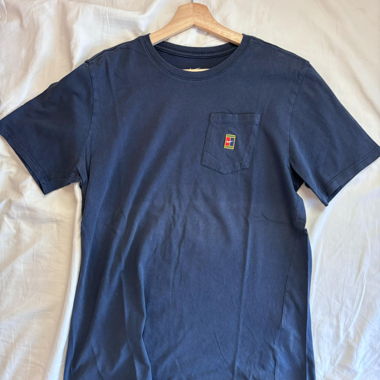 T-shirt nike