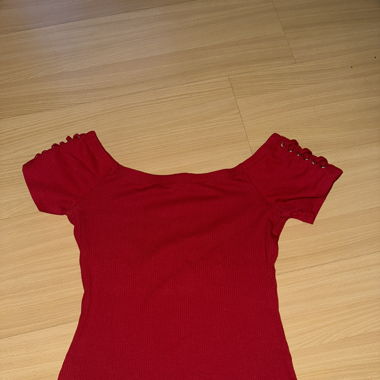Rotes T-Shirt 