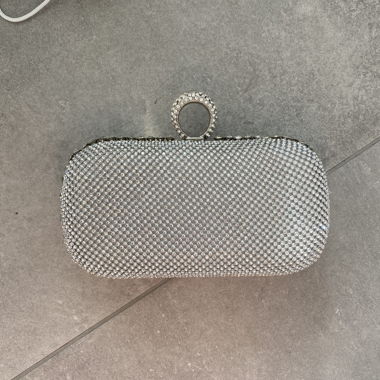 Pochette avec strass