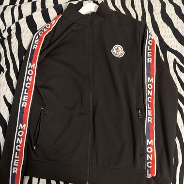 Moncler set