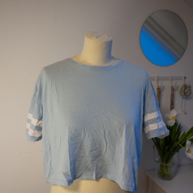 Light blue & yellow crop t-shirt with stripes