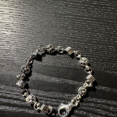 CH Cube x Round Graviertes Armband