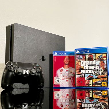 PS4 Console