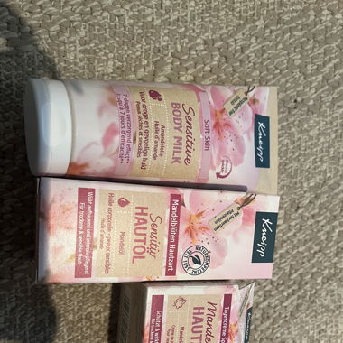 Pflegeset Kneipp Mandelblüte