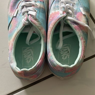 Vans tief