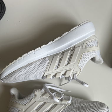 Adidas Hallenschuhe
