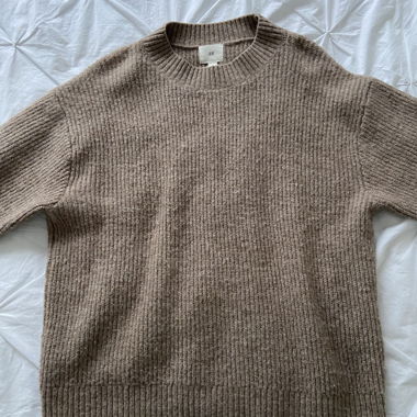 H&M KNITTED SWEATER