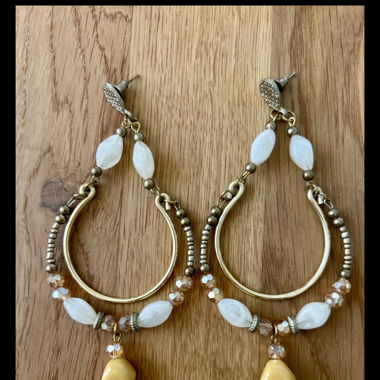 Lange Ohrringe ocker/beige/gold