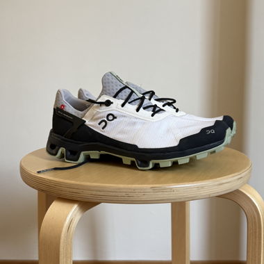 Sneaker da trail On Cloudventure