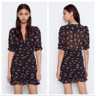 Robe à fleurs transparente 