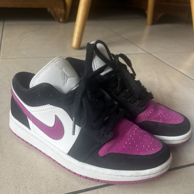 nike air jordan 1 low 