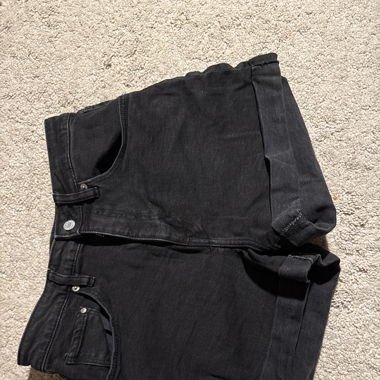 schwarze Shorts Gr. 38