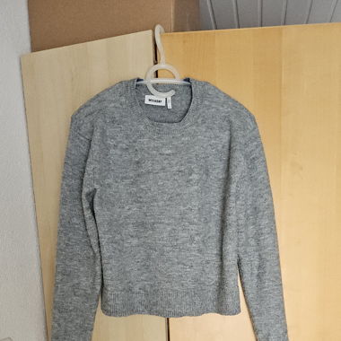 Pull gris