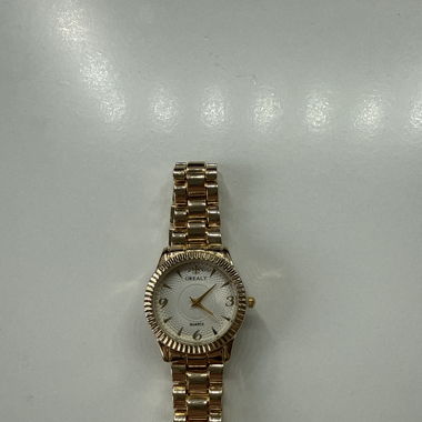 Montre dorée 