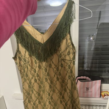 elegante lace dress with tassels 