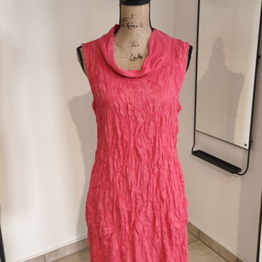 Abito midi rosa in lino