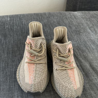 Adidas Yeezy Boost 350 INSPIRED (not authentic)