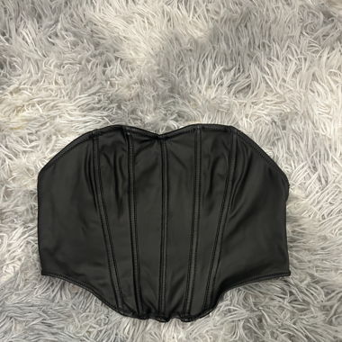 Trägerloses ledertop 