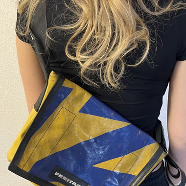 Blau/gelbe Freitag Laptoptasche