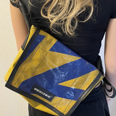 Blau/gelbe Freitag Laptoptasche