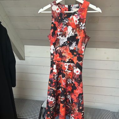 Floral Dress Without Sleeves