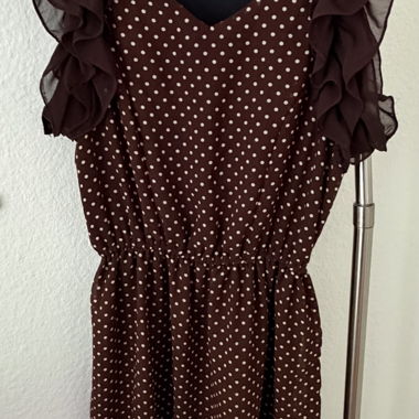 Robe punk brune à pois