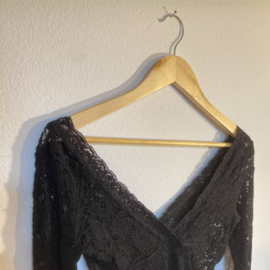 Rosenmuster Top schwarz Gr.M
