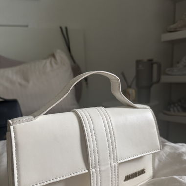 JACQUEMUS weiss