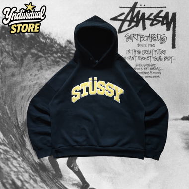 Vintage Stüssy Hoodie (Cropped)